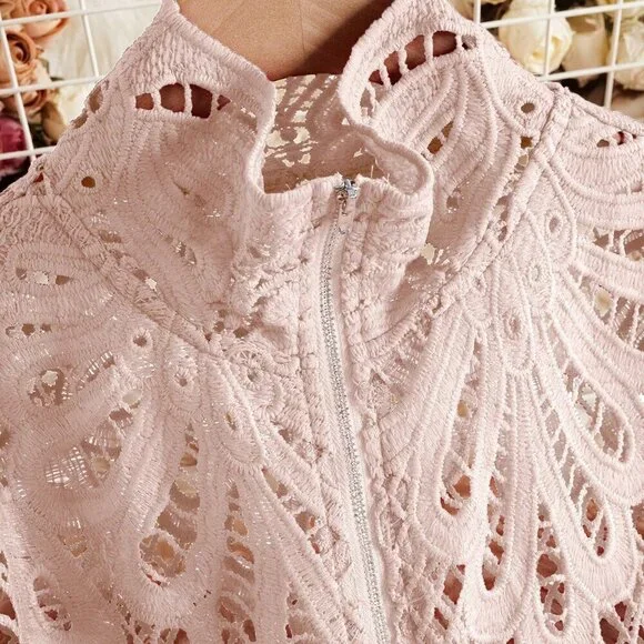 Baby Pink Elegant Women's Floral Lace Zipper Front Lantern Sleeve Blouse - Picture 4 of 6